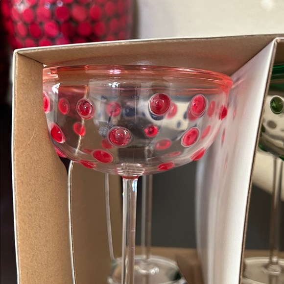 Kate Spade x Target NIB 8.11-Ounce 4-Piece Polka Dot Acrylic Coupe Drinkware Set - Picture 13 of 16